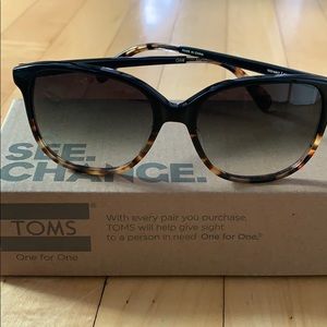 New Toms Sandela Black Tortoise Fade Sunglasses